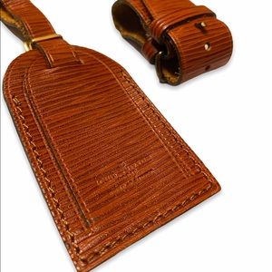 ‼️‼️SOLD‼️‼️Louis Vuitton Epi Name Tag and Poignet